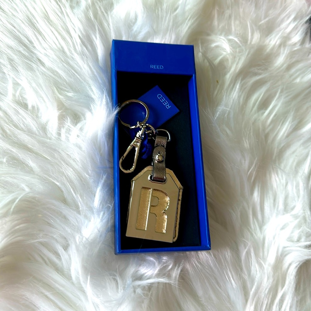 Reed Gold Wallet And Initials R Keychain - Picture 9 of 12
